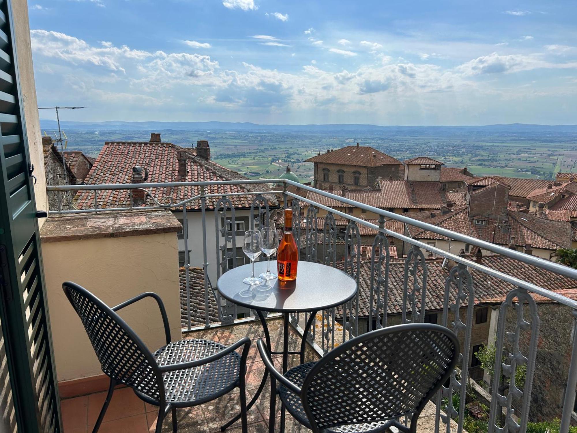 Cortona'S Rooftop Nest מראה חיצוני תמונה